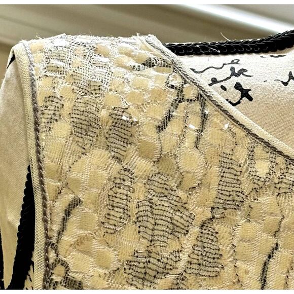 Max Studio Specialty Products Shift Dress Creme and Gray Floral Retro Size M - Picture 3 of 6